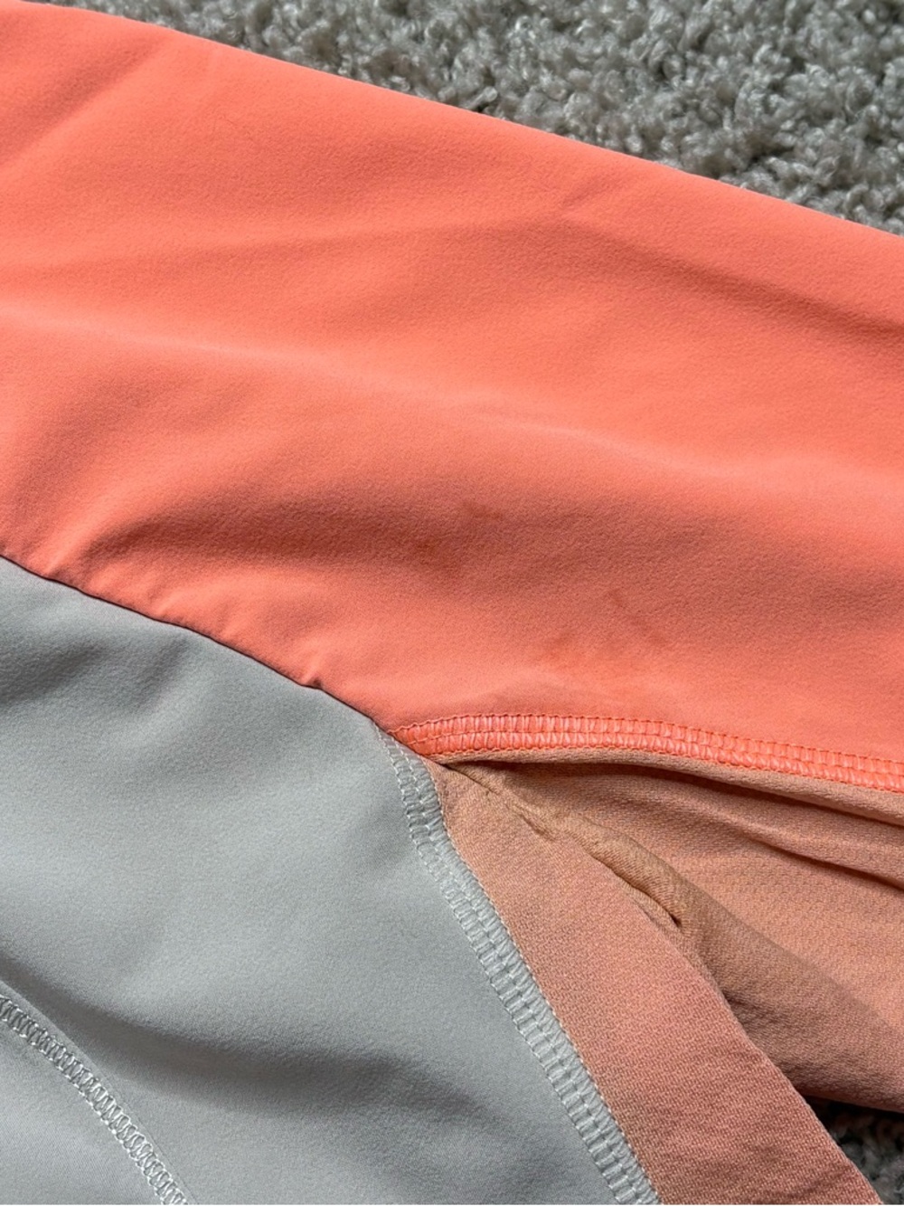 Lululemon Run: Stash & Dash Pullover - Picture 5 of 7